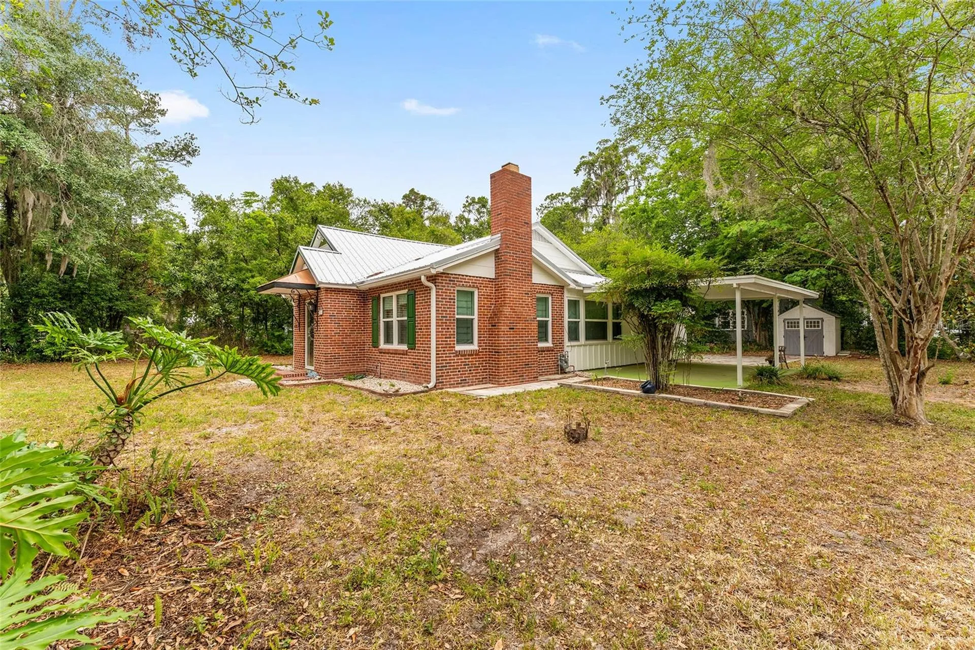 824 NE 9th Avenue Gainesville FL 32601