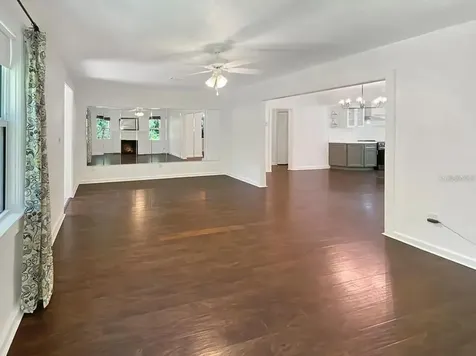 824 NE 9th Avenue Gainesville FL 32601