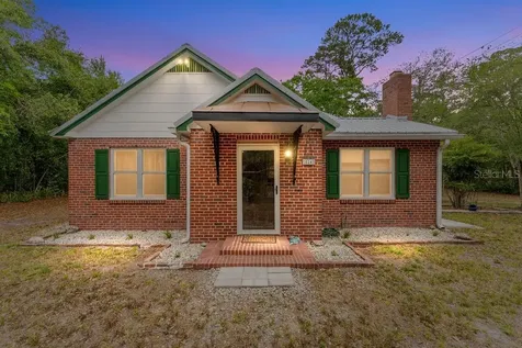 824 NE 9th Avenue Gainesville FL 32601