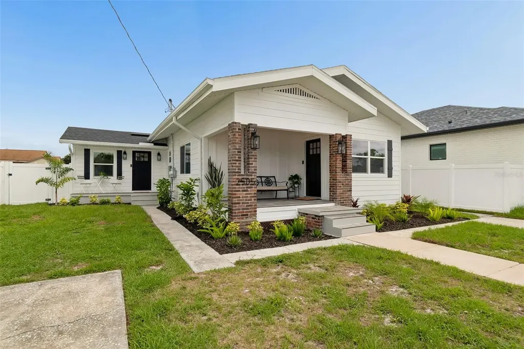 2505 W North B Street Tampa FL 33609