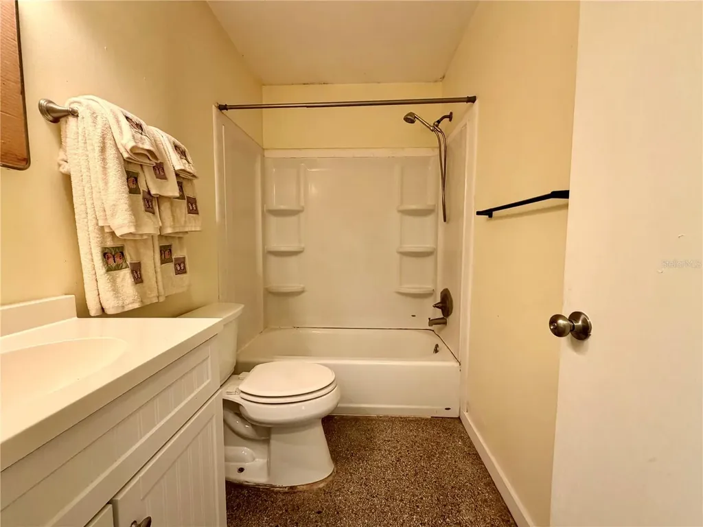 513 Avenue J SE Winter Haven FL 33880