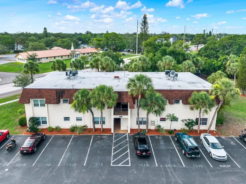 6360 1st Street N St Petersburg FL 33702