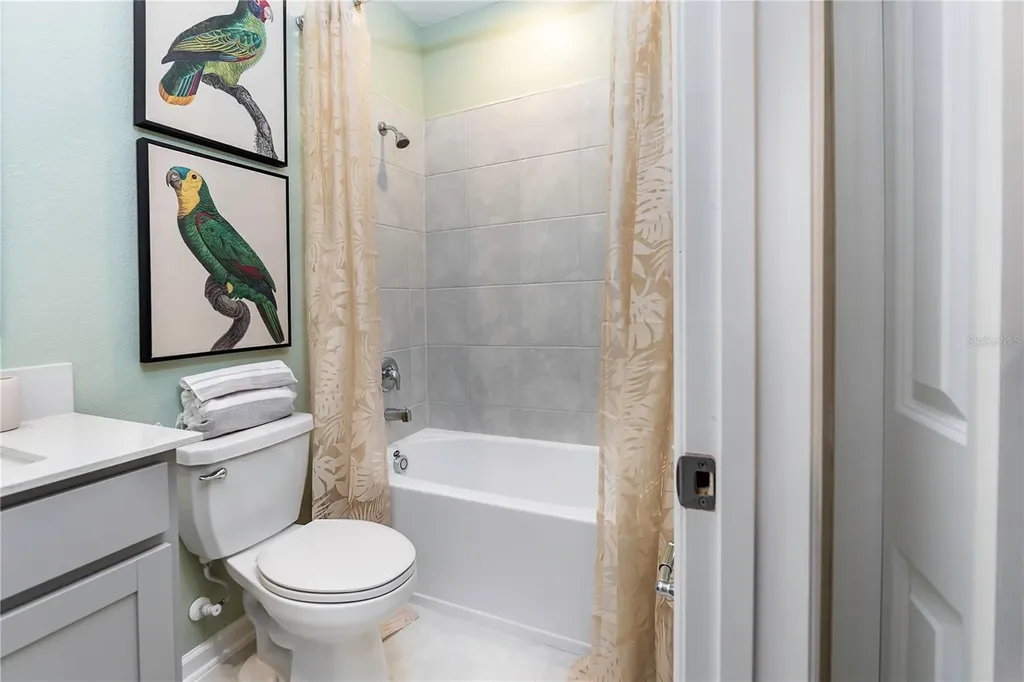 2571 Skyline Loop Kissimmee FL 34758