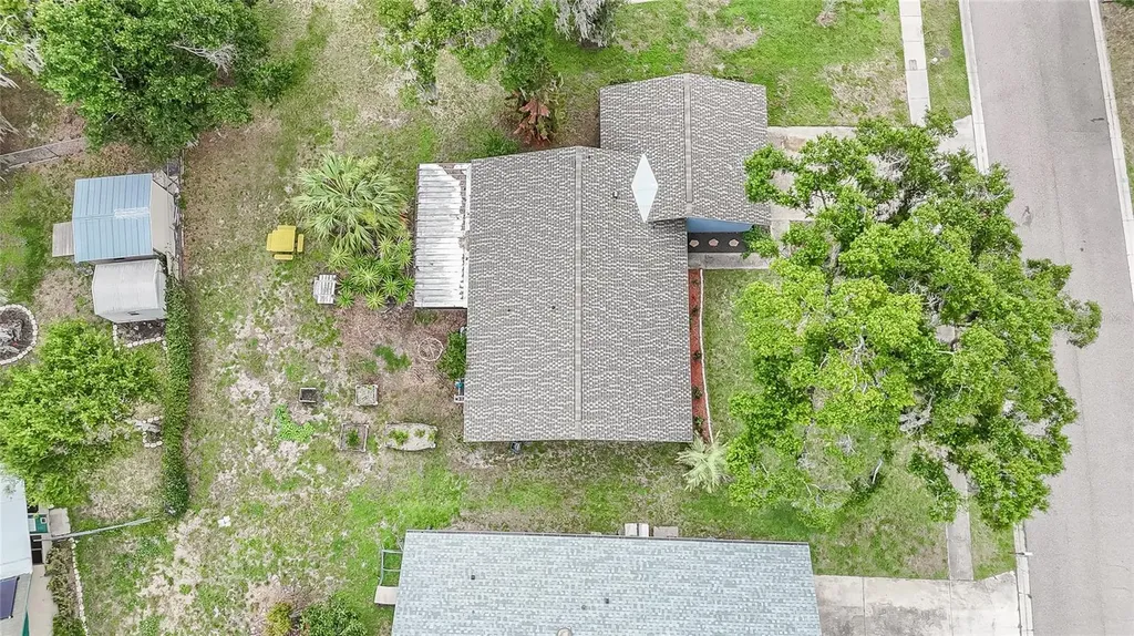 1404 Redbud Circle Plant City FL 33563
