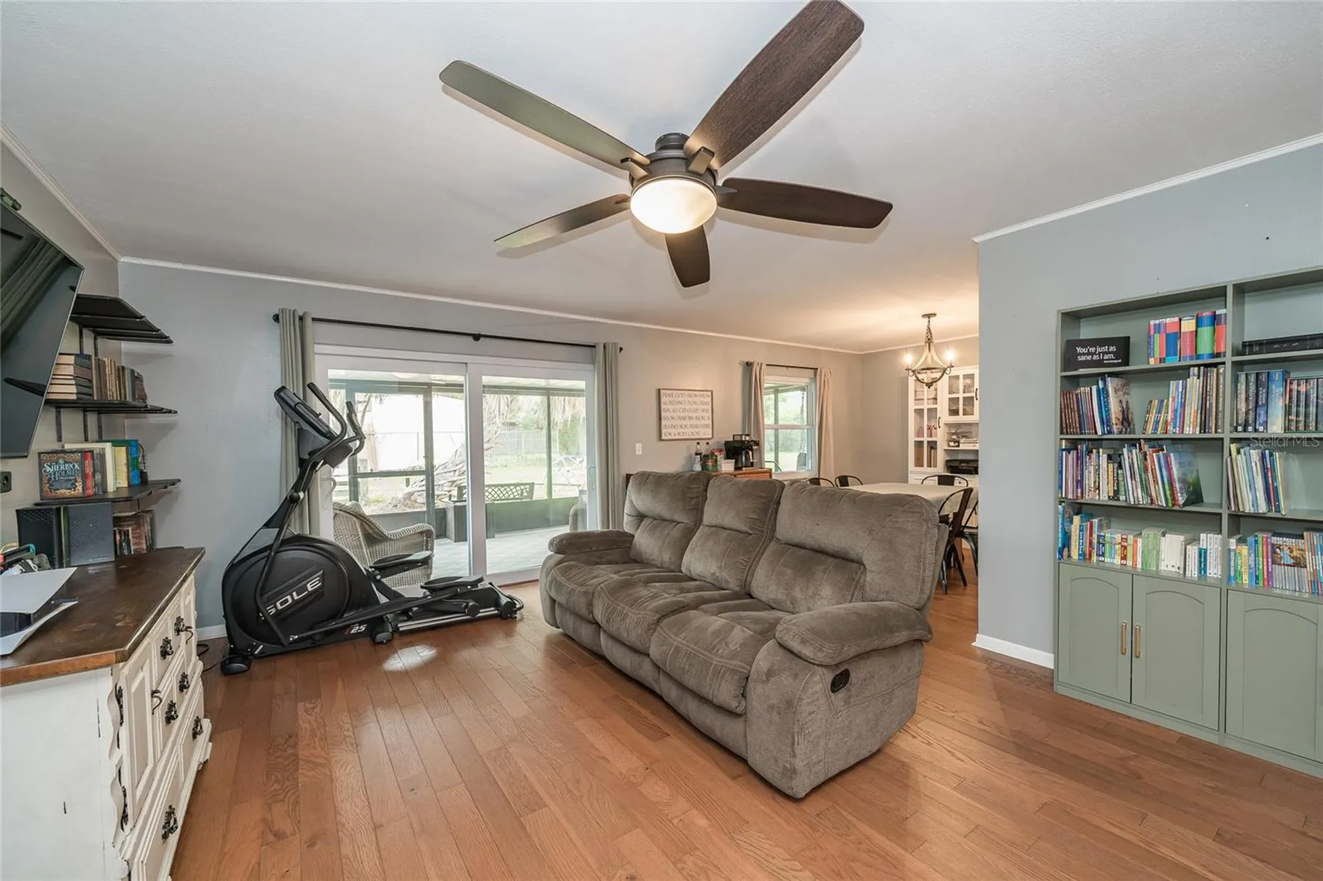 1404 Redbud Circle Plant City FL 33563