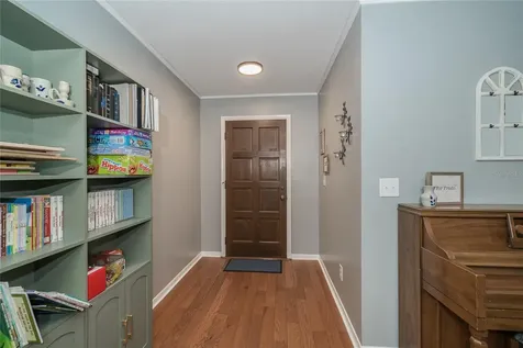 1404 Redbud Circle Plant City FL 33563