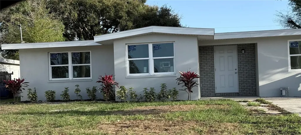 2216 E 109th Avenue Tampa FL 33612