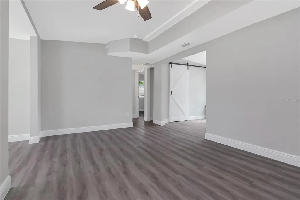 2216 E 109th Avenue Tampa FL 33612