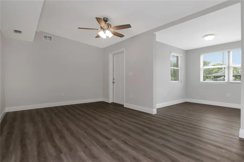2216 E 109th Avenue Tampa FL 33612