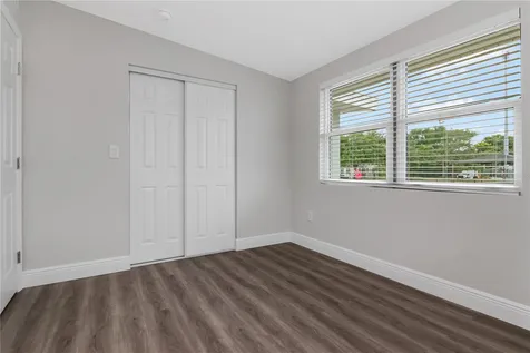 2216 E 109th Avenue Tampa FL 33612
