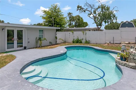 2216 E 109th Avenue Tampa FL 33612