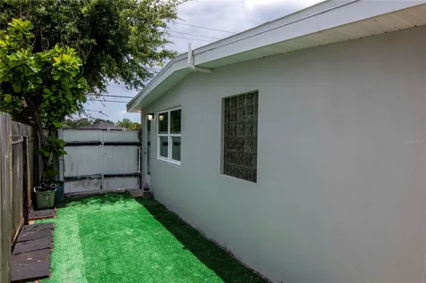 2216 E 109th Avenue Tampa FL 33612