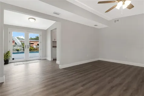 2216 E 109th Avenue Tampa FL 33612