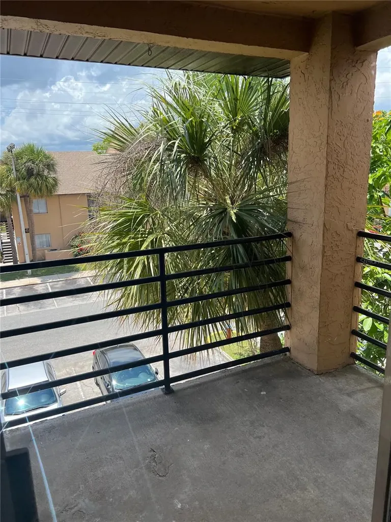 5213 Via Hacienda Circle Orlando FL 32839