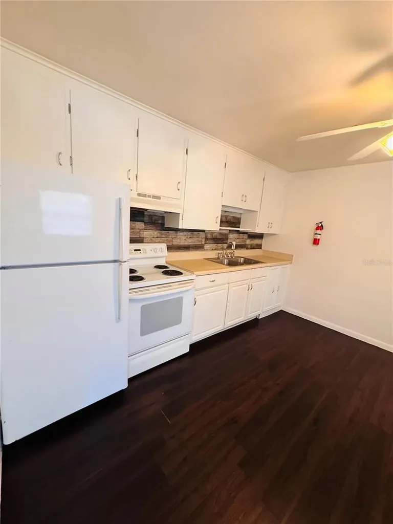 2075 Howell Branch Road Maitland FL 32751
