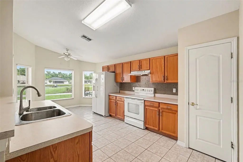 10151 Old Tampa Bay Drive San Antonio FL 33576