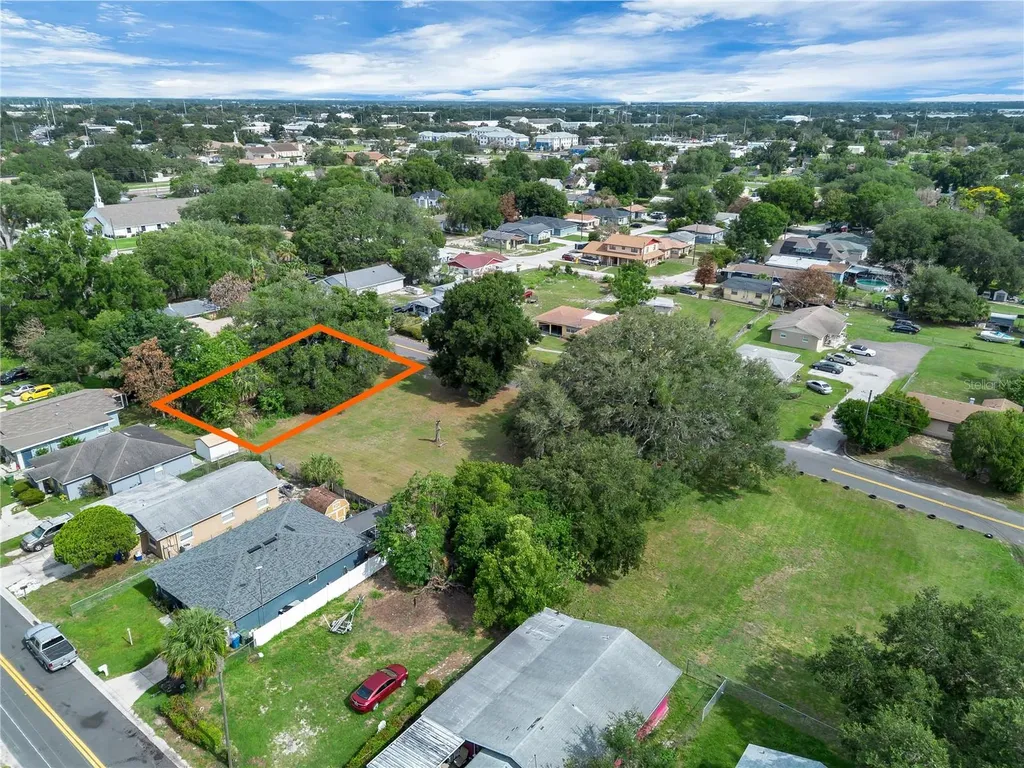 Palmetto Avenue NE Winter Haven FL 33881