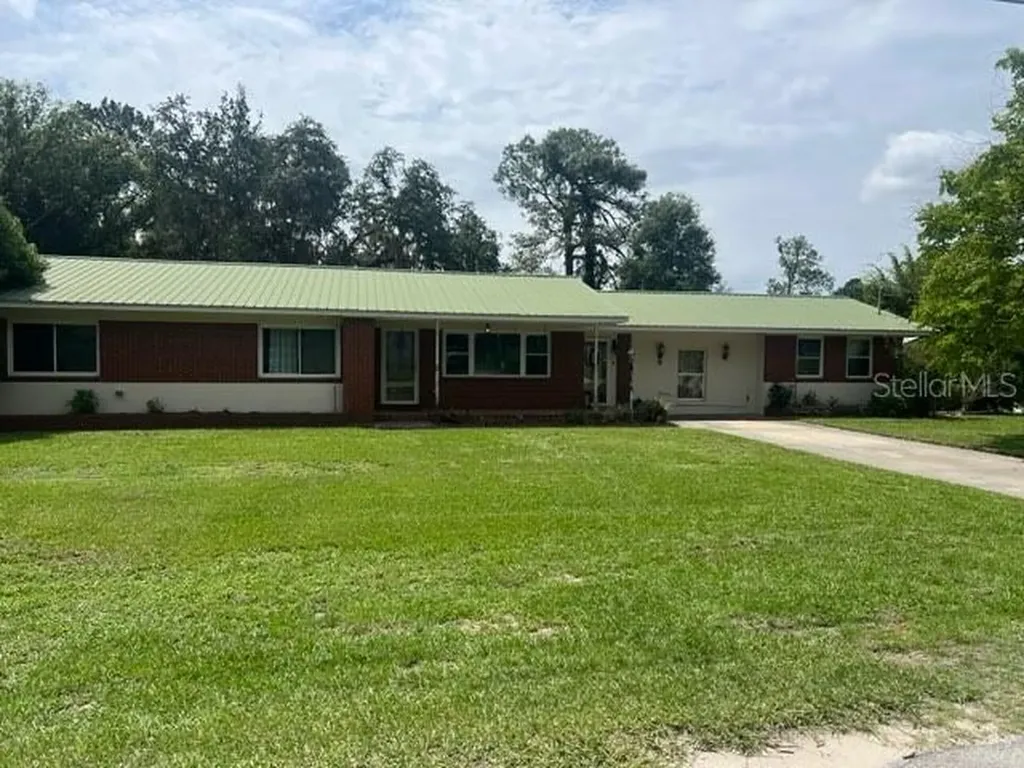 5810 SE Babb Road Belleview FL 34420