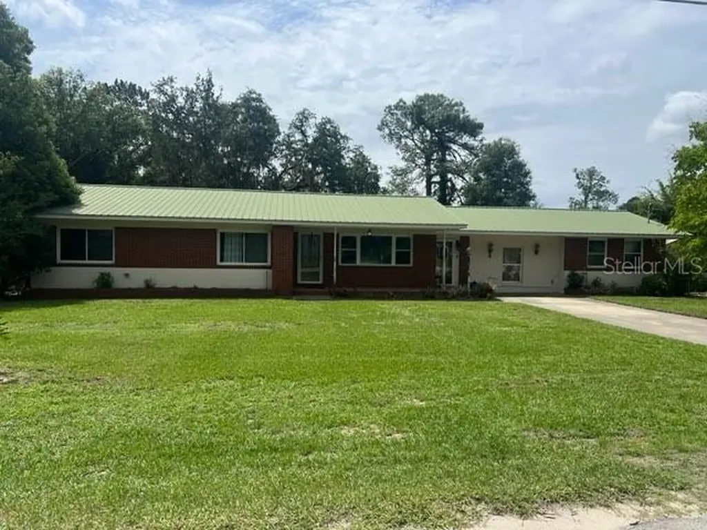 5810 SE Babb Road Belleview FL 34420