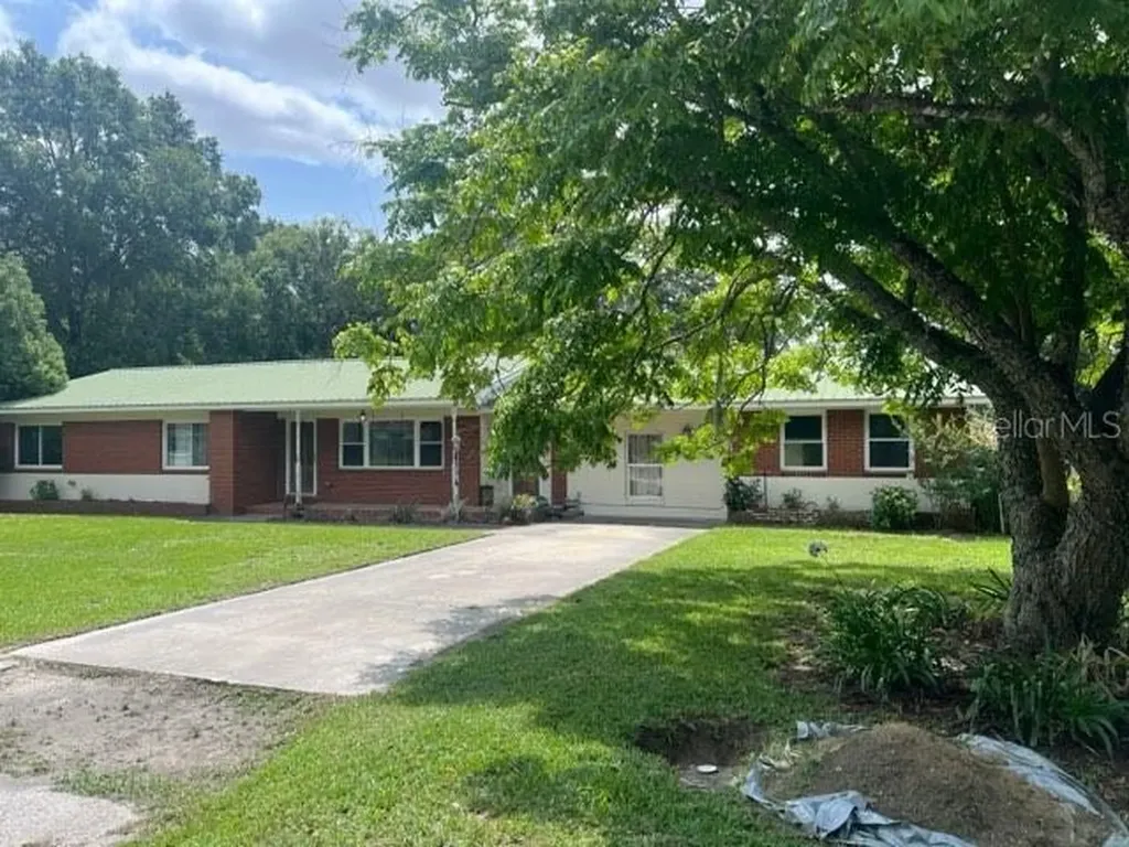 5810 SE Babb Road Belleview FL 34420
