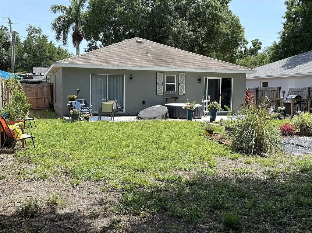 1727 31st Avenue E Bradenton FL 34208