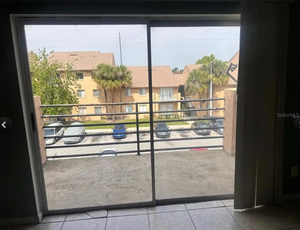 5213 Via Hacienda Circle Orlando FL 32839
