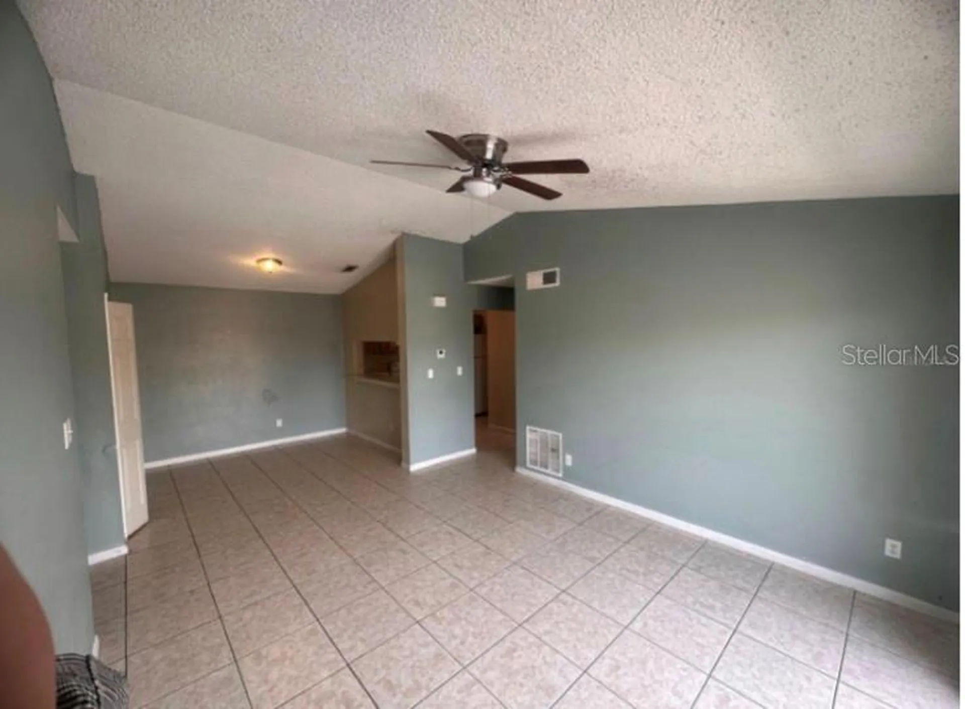 5213 Via Hacienda Circle Orlando FL 32839