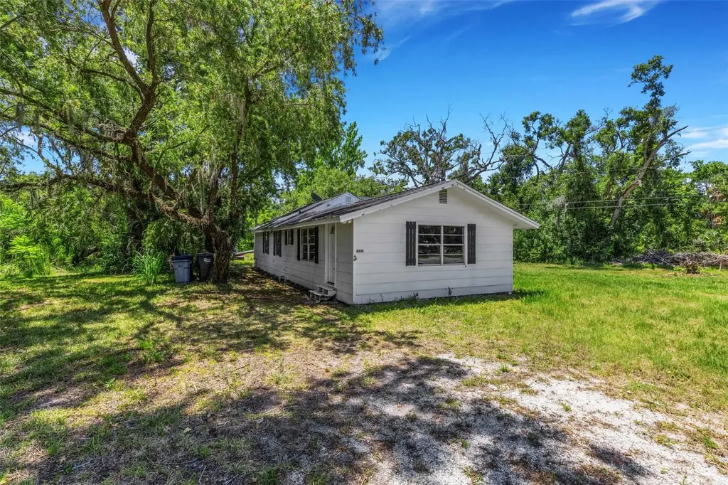 8010 Brower Drive Bradenton FL 34211