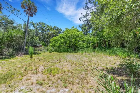 8010 Brower Drive Bradenton FL 34211