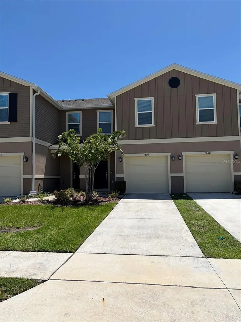 1492 Mirabella Circle Davenport FL 33897