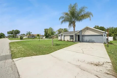 2620 E Dorchester Drive Deltona FL 32738