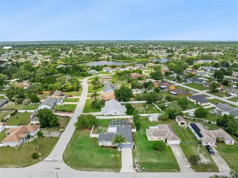 2620 E Dorchester Drive Deltona FL 32738