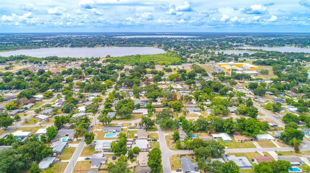 506 15th Court NE Winter Haven FL 33881