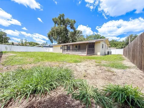 506 15th Court NE Winter Haven FL 33881
