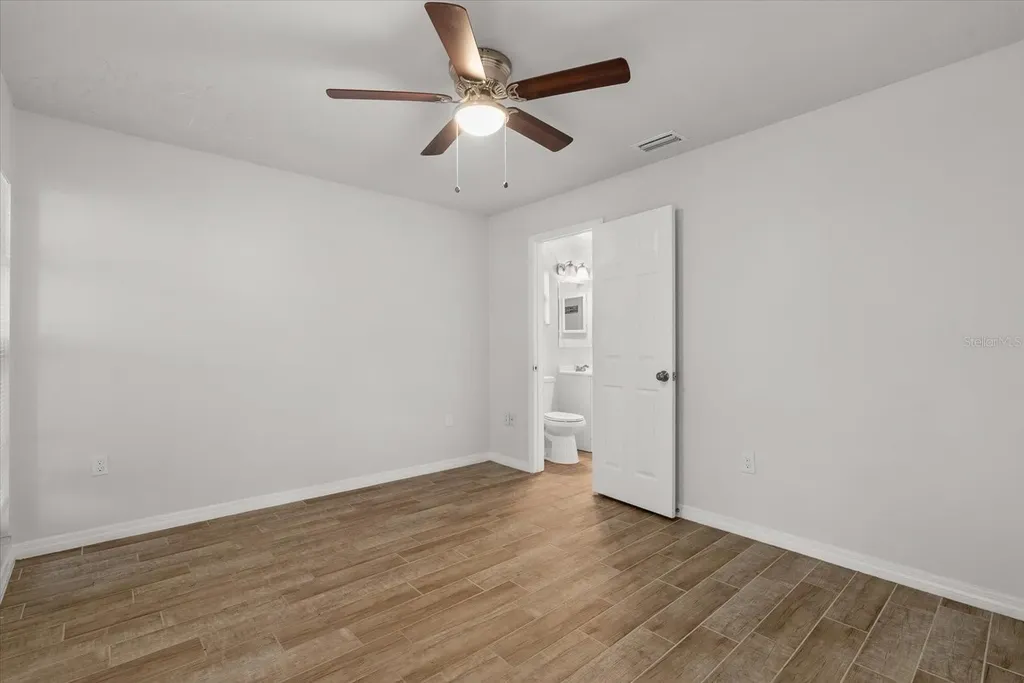 2127 Worrington Street Sarasota FL 34231