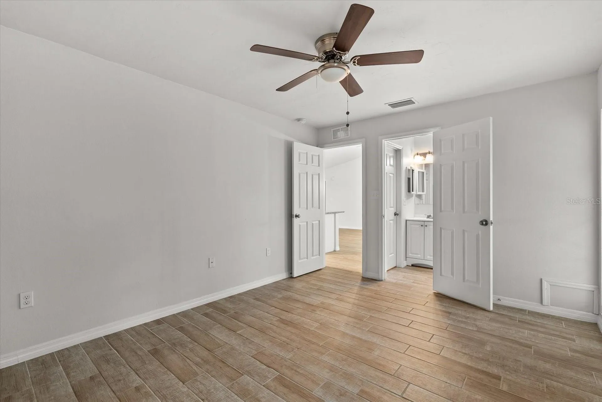 2127 Worrington Street Sarasota FL 34231