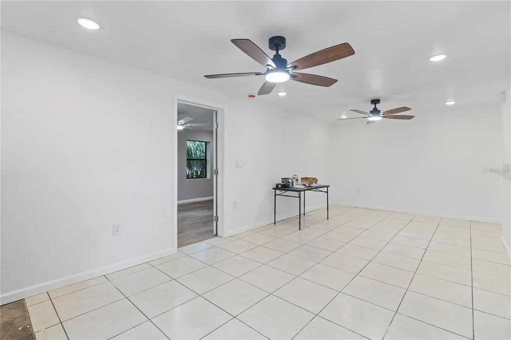 23094 Central Avenue Port Charlotte FL 33980