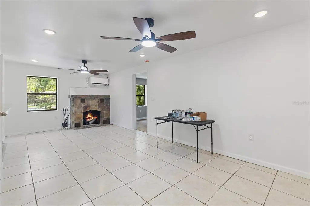 23094 Central Avenue Port Charlotte FL 33980