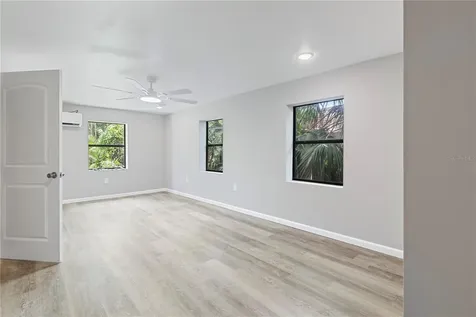 23094 Central Avenue Port Charlotte FL 33980