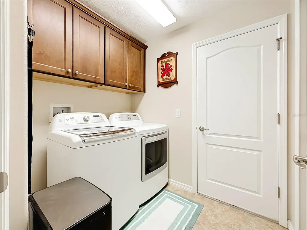 27132 Roanoke Drive Leesburg FL 34748