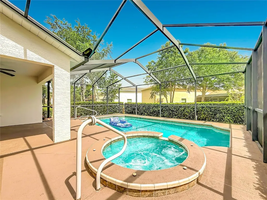 27132 Roanoke Drive Leesburg FL 34748