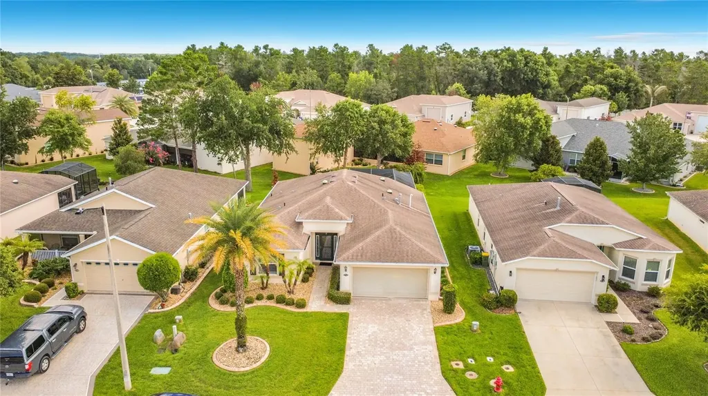27132 Roanoke Drive Leesburg FL 34748