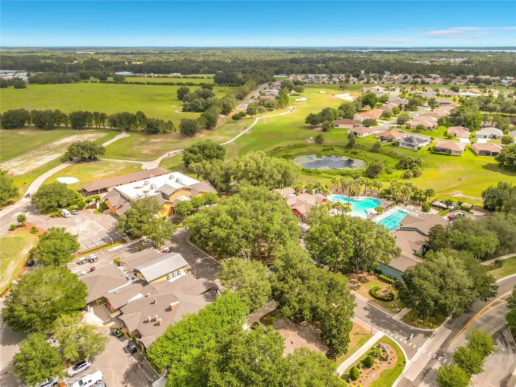 27132 Roanoke Drive Leesburg FL 34748