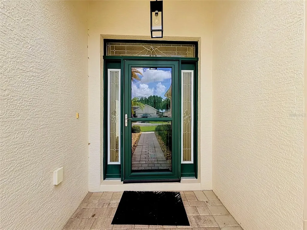 27132 Roanoke Drive Leesburg FL 34748