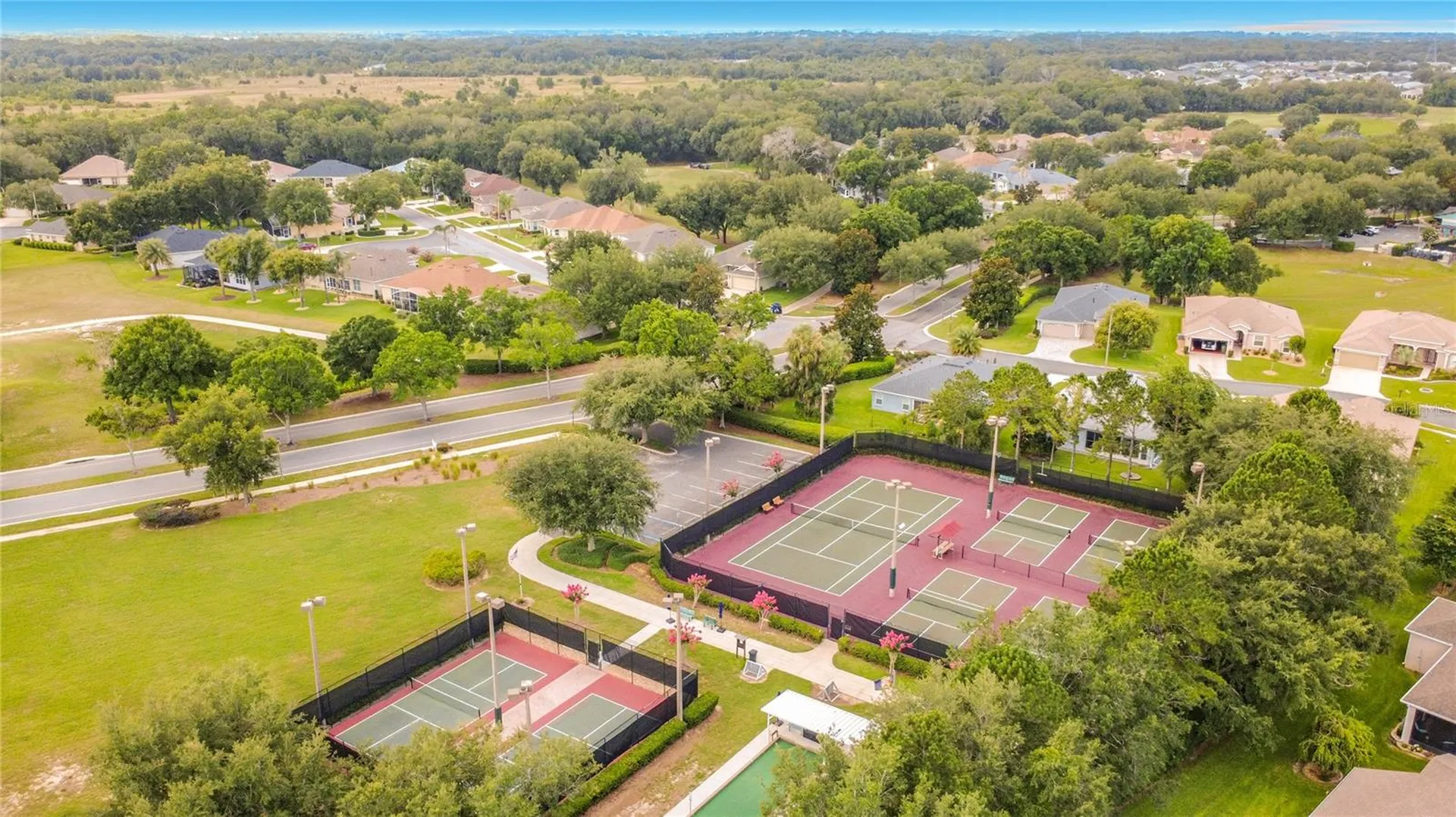 27132 Roanoke Drive Leesburg FL 34748