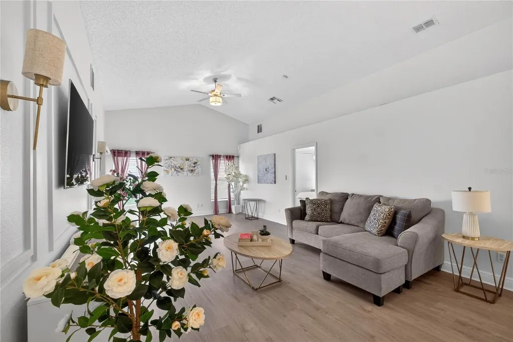 402 Delancey Drive Davenport FL 33837
