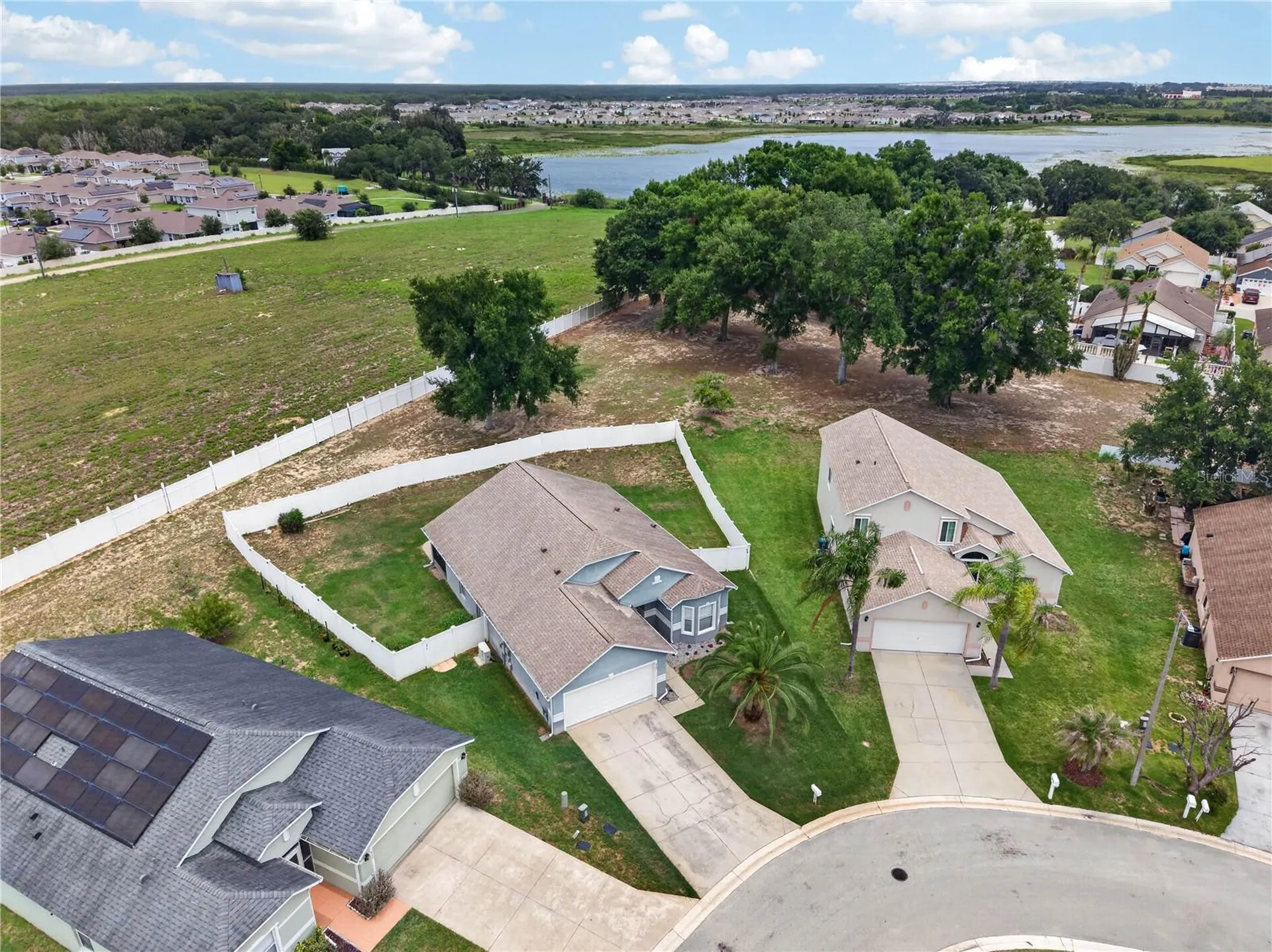 402 Delancey Drive Davenport FL 33837