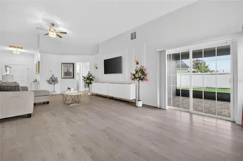 402 Delancey Drive Davenport FL 33837