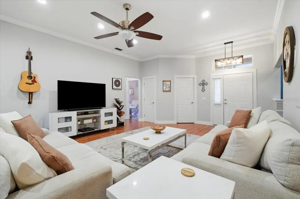448 Lake Harris Drive Lakeland FL 33813