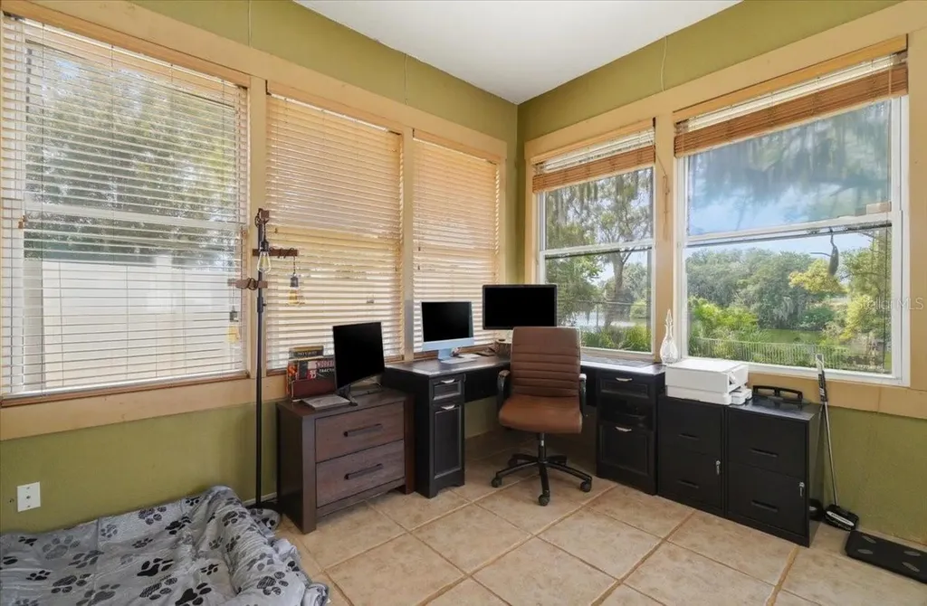 448 Lake Harris Drive Lakeland FL 33813